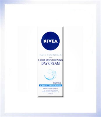 Nivea Daily Essentials Light Moisturising Day Cream 50ml